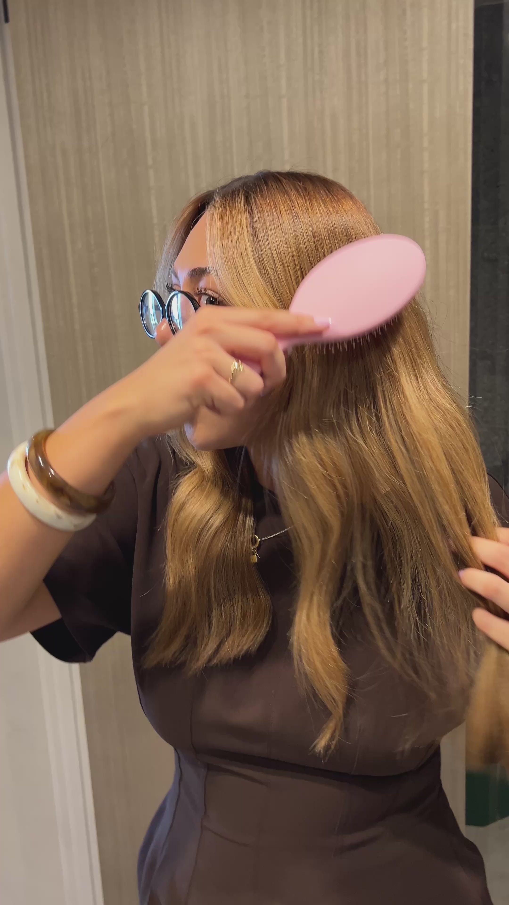 The Pink Milk Gro Brush - Gentle Everyday Detangling Brush